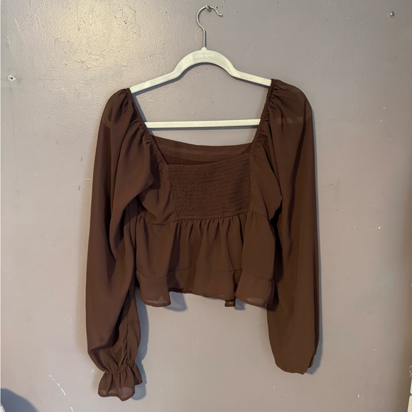 Abercrombie and Fitch Flounce Top - Picture 3 of 6